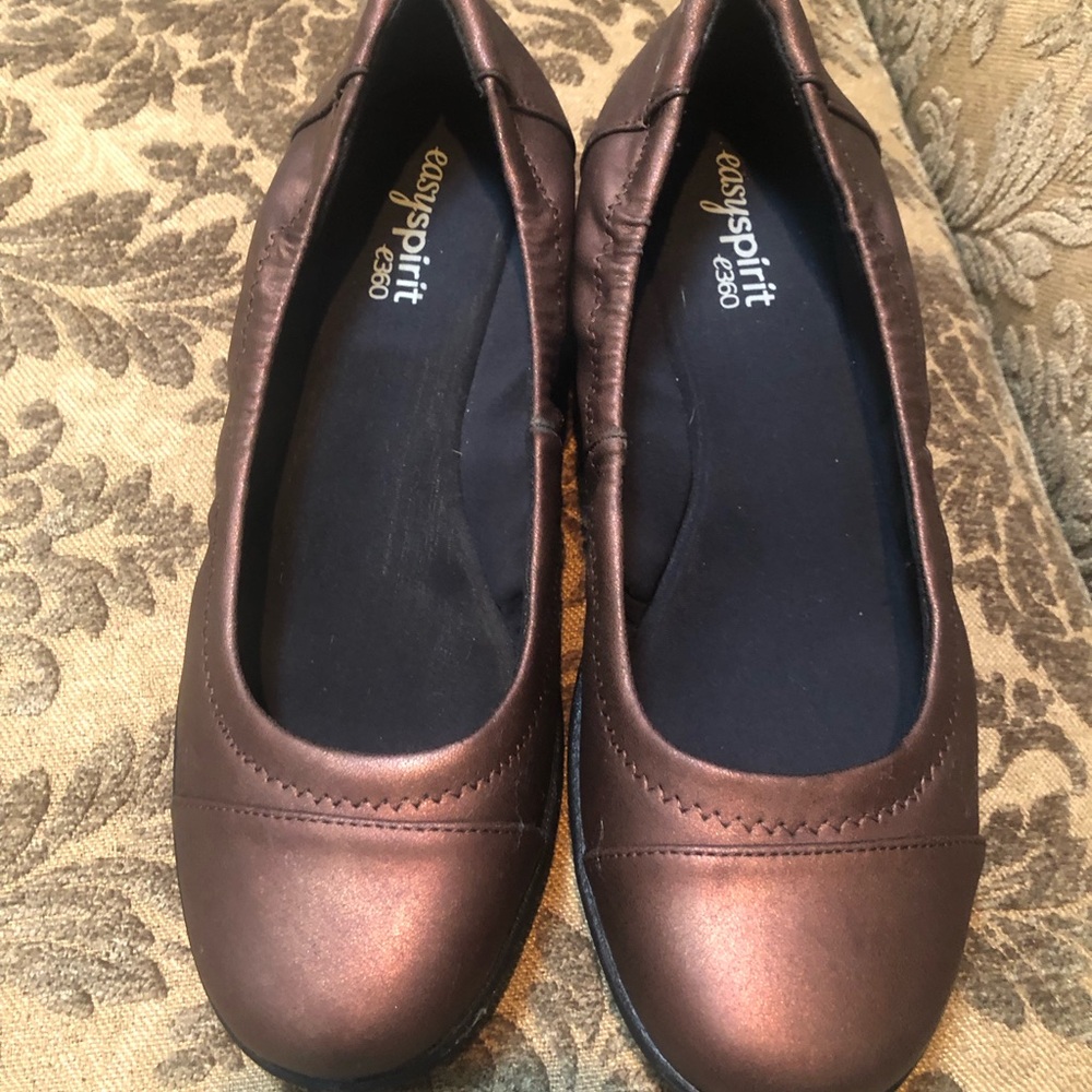 Easy Spirit Women's Brown Flats